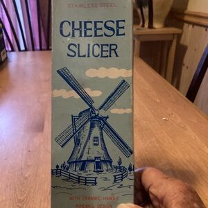 Vintage Kaasschaaf Stainless Steel Cheese Slicer with Windmill Design